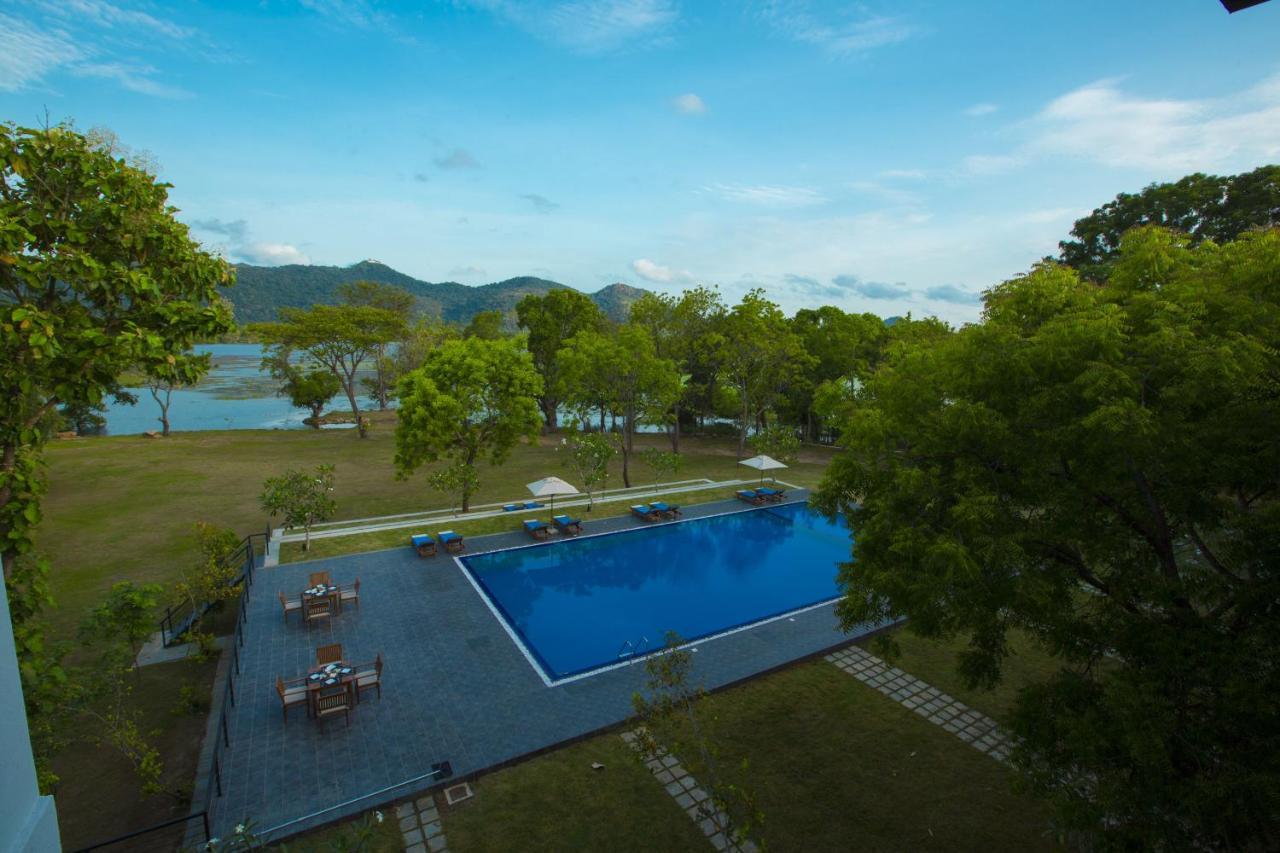 Grand Tamarind Lake Kataragama Exterior foto