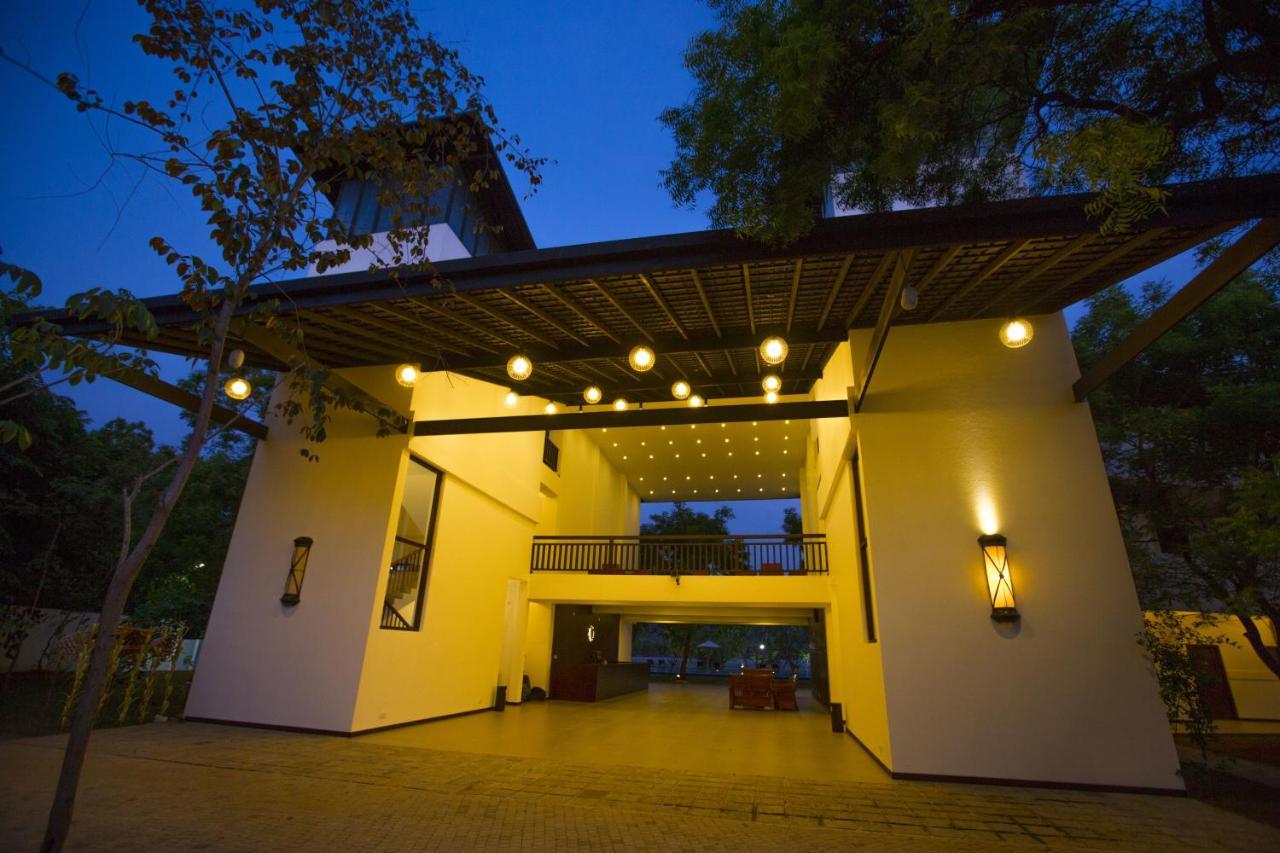 Grand Tamarind Lake Kataragama Exterior foto
